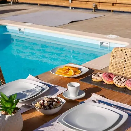 Melisou Villas-cosy Little Complex With Stunning Views Kalamitsi (Lefkada)